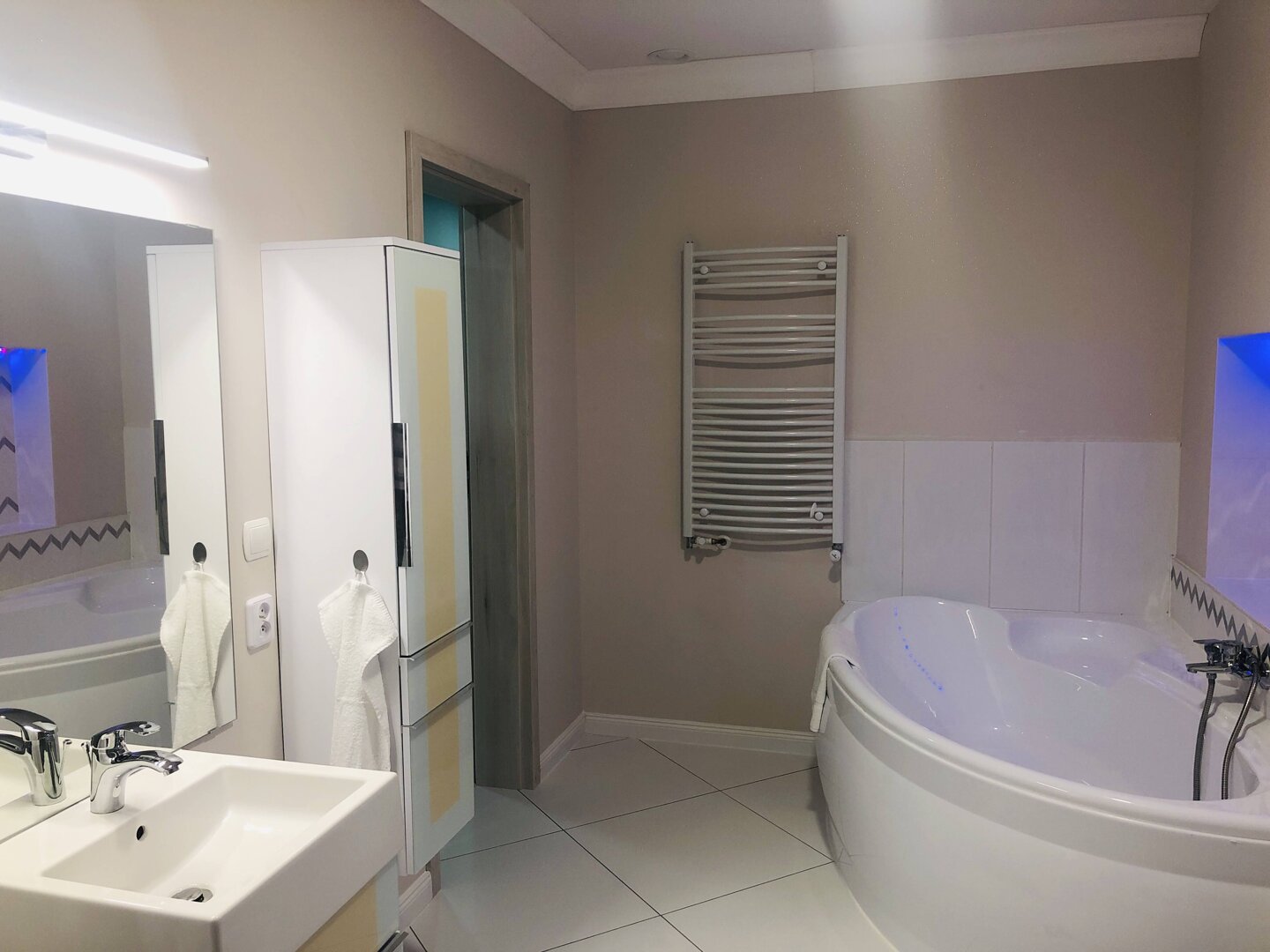 Dwór Górny - Zdjęcie 15